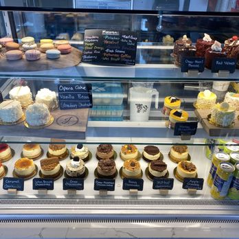 By Jacob - Macaron - Ice Cream & Frozen Yogurt Near Me - Newmarket, Ontario
