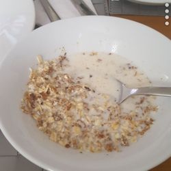 Rosalee Guest House - Cereal