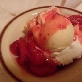 The Union Hotel & Restaurant - Ice cream - Seafood Near Me - De Pere, Wisconsin