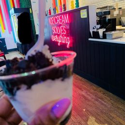 Vanilla soft serve with Oreo and brownie toppings. Vanilla soft serve with Oreo and brownie toppings.
