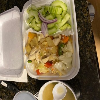 Bangkok Belly - Lunch special. Lots of food for $8 - Sushi Bars Near Me - Chicago, Illinois