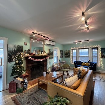 North Fork Roasting - Such a cozy interior - Coffee & Tea Near Me - Southold, New York