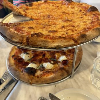 Santa Mozzarella Pizza - Cheese and Santa Pepperoni - Pizza Near Me - St. Cloud, Florida
