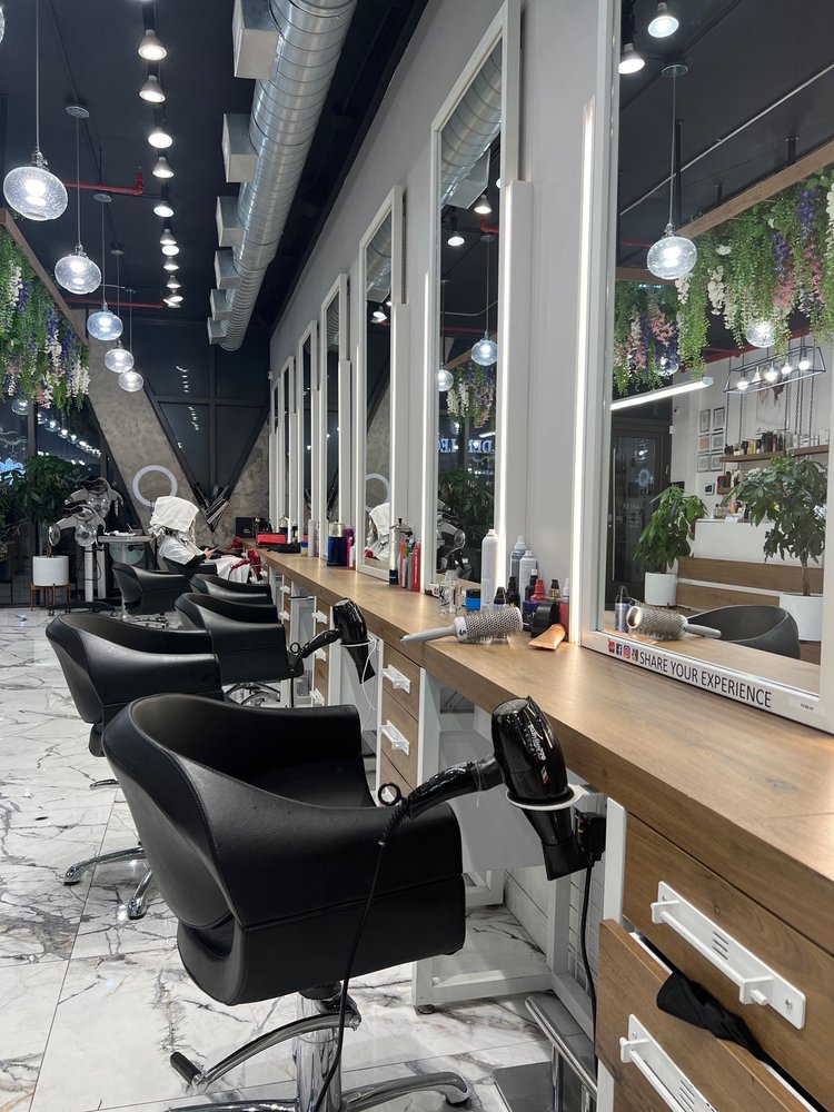 Ressam House Of Beauty