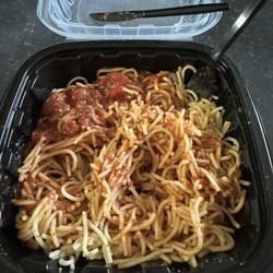 Spaghetti with Marinara, comes with about 20% of the marinara needed to eat this meal.