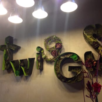Twiggs Floral Design Gallery - Florists Near Me - Sacramento, California Twiggs Floral Design Gallery - Florists Near Me - Sacramento, California