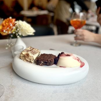 Five Corners Ristorante - Tiramisu, brownie, panda cotta - Italian Near Me - Newark, New Jersey