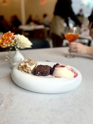 Five Corners Ristorante by null