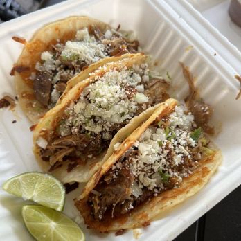 Shaka Tacoz - Birria pork taco plate - birria dipping sauce is off to the side, sauce was so flavorful. - Tacos Near Me - Kailua-Kona, Hawaii