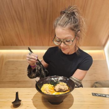 Kyuramen - Downtown Chicago - Spicy Tonkotsu Ramen - Japanese Curry Near Me - Chicago, Illinois
