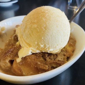 Della J's Delectables - Warn Peach Cobbler ala Mode. - Southern Near Me - Alexandria, Virginia