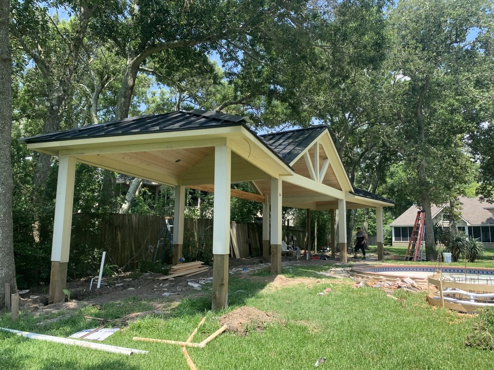 Slide of M&R Patio’s