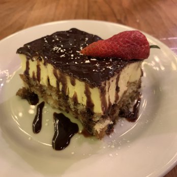 Pazza Notte - Tiramisu - Italian Near Me - New York, New York Pazza Notte - Tiramisu - Italian Near Me - New York, New York