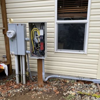 Burris Electric - A back up generator is a must during storm season in the PNW - Electricians Near Me - Gig Harbor, Washington Burris Electric - A back up generator is a must during storm season in the PNW - Electricians Near Me - Gig Harbor, Washington