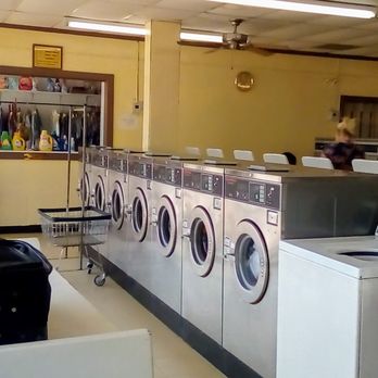 Nasa Washateria - They sell cleaning supplies and the attendant makes change, not a stupid machine. - Dry Cleaning Near Me - Seabrook, Texas