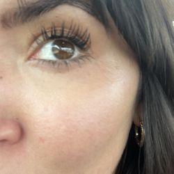 Blink Beauty - LASH LIFT 19/10.  Natural lashes  unnatural curl