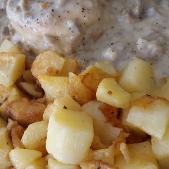 Gel's Kitchen - Breakfast & Brunch Near Me - West Warwick, Rhode Island