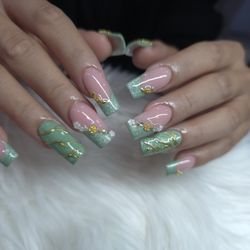 Bellagio Nail
