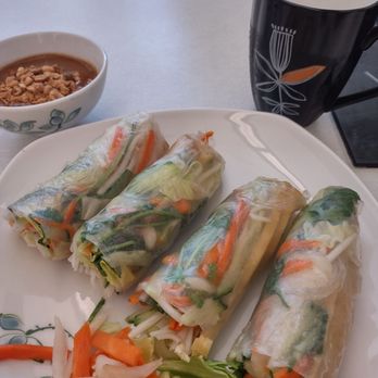 Hanoi Hot Pot - Hanoi Hot Pot: vegetarian salad rolls with peanut sauce - Hot Pot Near Me - Hillsboro, Oregon