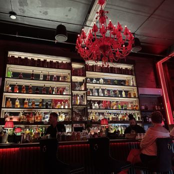 Escondido Lounge - Lounges Near Me - Fort Myers, Florida Escondido Lounge - Lounges Near Me - Fort Myers, Florida