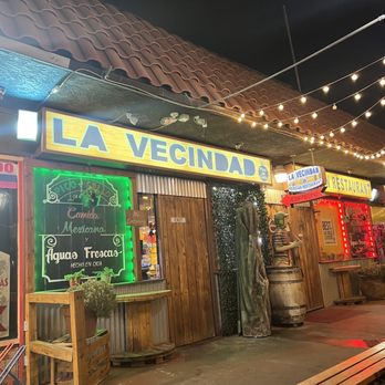 LA VECINDAD - Tacos Near Me - Las Vegas, Nevada