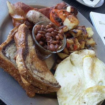 Drake Devonshire - Hotels Near Me - Wellington, Ontario