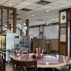 Chick-A-Dee Restaurant - Inside