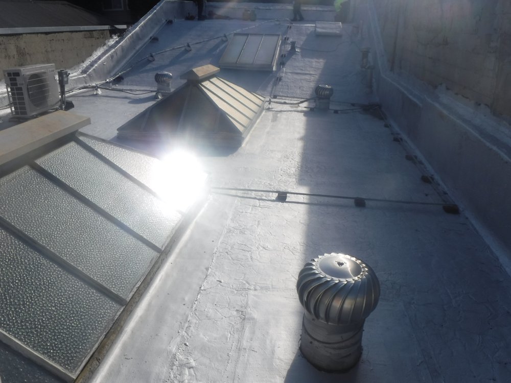 Slide of Ace Roofing