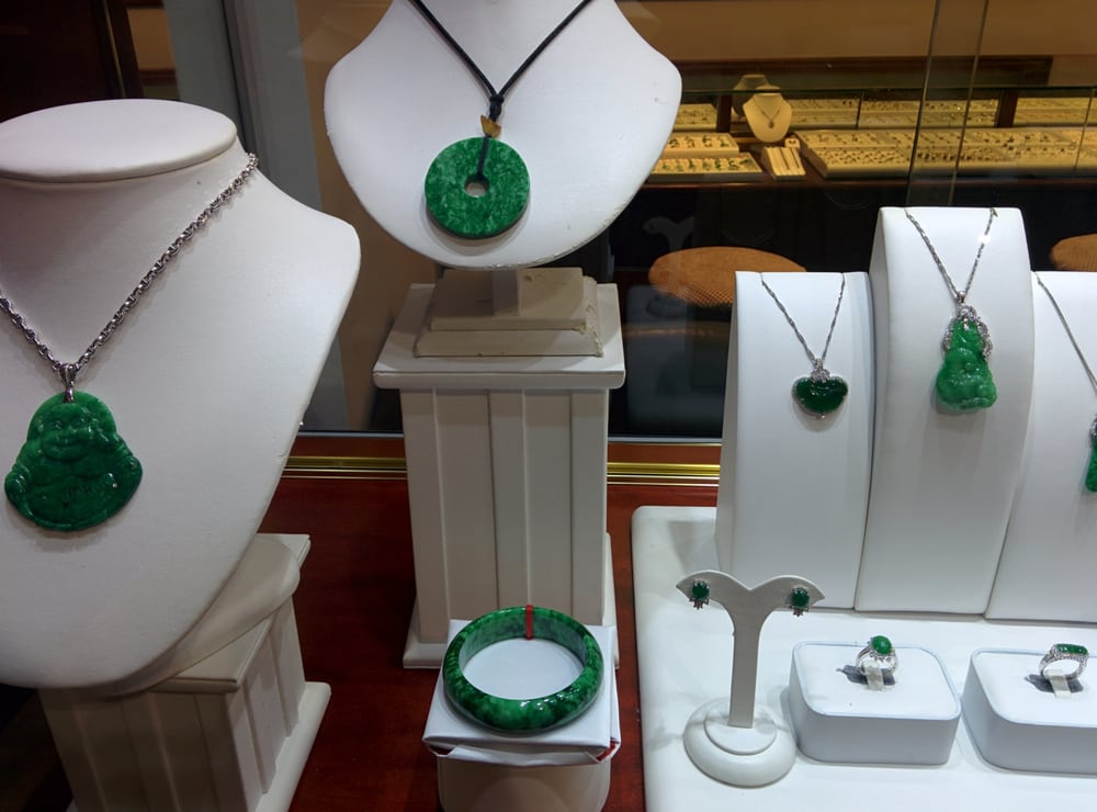 FONG FONG JEWELLERY Updated August 2024 4500 Kingsway, Burnaby