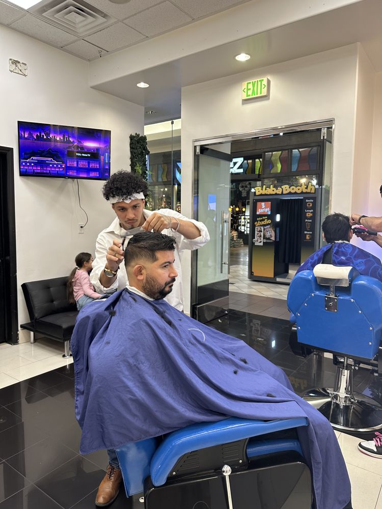 THE STAGE BY COOL CUTS Updated May 2024 2127 S Mooney Blvd, Visalia