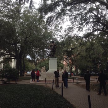 Chippewa Square - Savannah's founder (facing his greatest enemy--South towards Florida). - Landmarks & Historical Buildings Near Me - Savannah, Georgia Chippewa Square - Savannah's founder (facing his greatest enemy--South towards Florida). - Landmarks & Historical Buildings Near Me - Savannah, Georgia