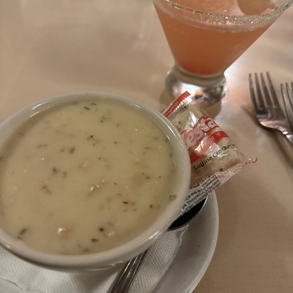 Woodbridge Crossing - Clam chowder - Steakhouses Near Me - Woodbridge, California Woodbridge Crossing - Clam chowder - Steakhouses Near Me - Woodbridge, California