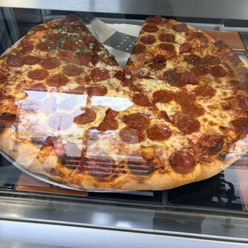 J & J Pizza - Pizza Near Me - Palatine, Illinois