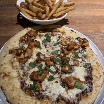 Yard House - BBQ Chicken Pizza - New American Near Me - Sacramento, California Yard House - BBQ Chicken Pizza - New American Near Me - Sacramento, California