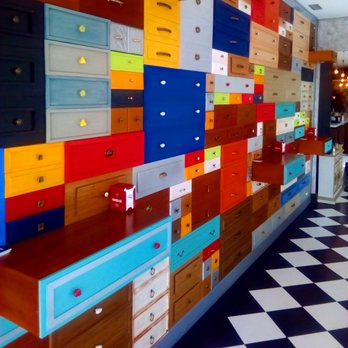 Sinsaña - Entrada al local. Decoracion. - Restaurants Near Me - Zaragoza, Z
