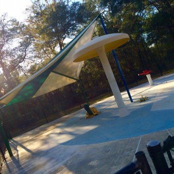 Whispering Pines City Park - Splash pad-2017 - Dog Parks Near Me - Inverness, Florida Whispering Pines City Park - Splash pad-2017 - Dog Parks Near Me - Inverness, Florida