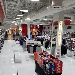 Shoe Palace