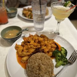 Sugami - Orange Chicken w/ fried rice & broccoli & Miso Soup