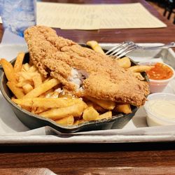 Local Cue - Catfish and chips