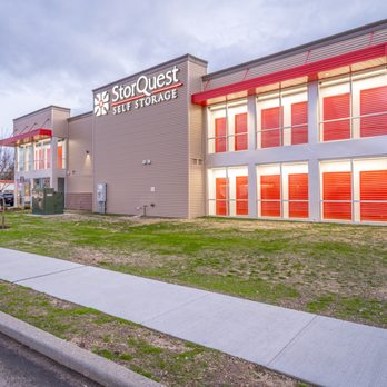 StorQuest Self Storage - Self Storage Near Me - West Babylon, New York