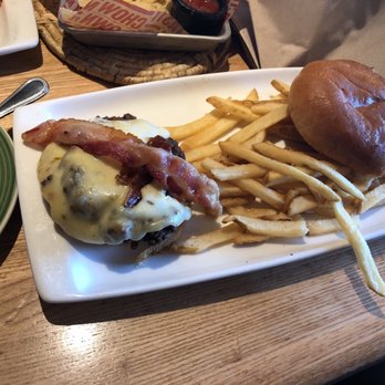 Applebee's Grill + Bar - American Near Me - Forestville, Maryland Applebee's Grill + Bar - American Near Me - Forestville, Maryland