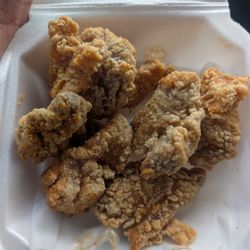 Butt-Hedz Bar and Grill