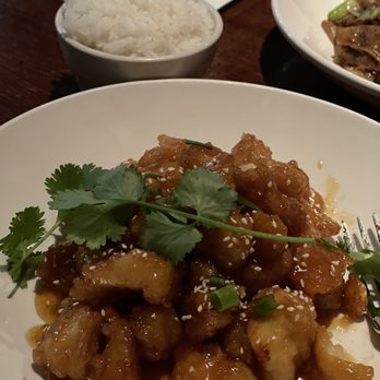 Gra Pow - Orange chicken - Thai Near Me - Riverside, California Gra Pow - Orange chicken - Thai Near Me - Riverside, California