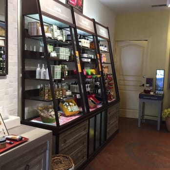 L'Occitane en Provence - Cosmetics & Beauty Supply Near Me - Vancouver, British Columbia L'Occitane en Provence - Cosmetics & Beauty Supply Near Me - Vancouver, British Columbia