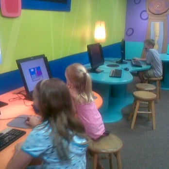 Children's Museum - computer room - Children's Museums Near Me - Houston, Texas