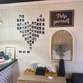 CoffeeMe - Cafes Near Me - Tampa, Florida