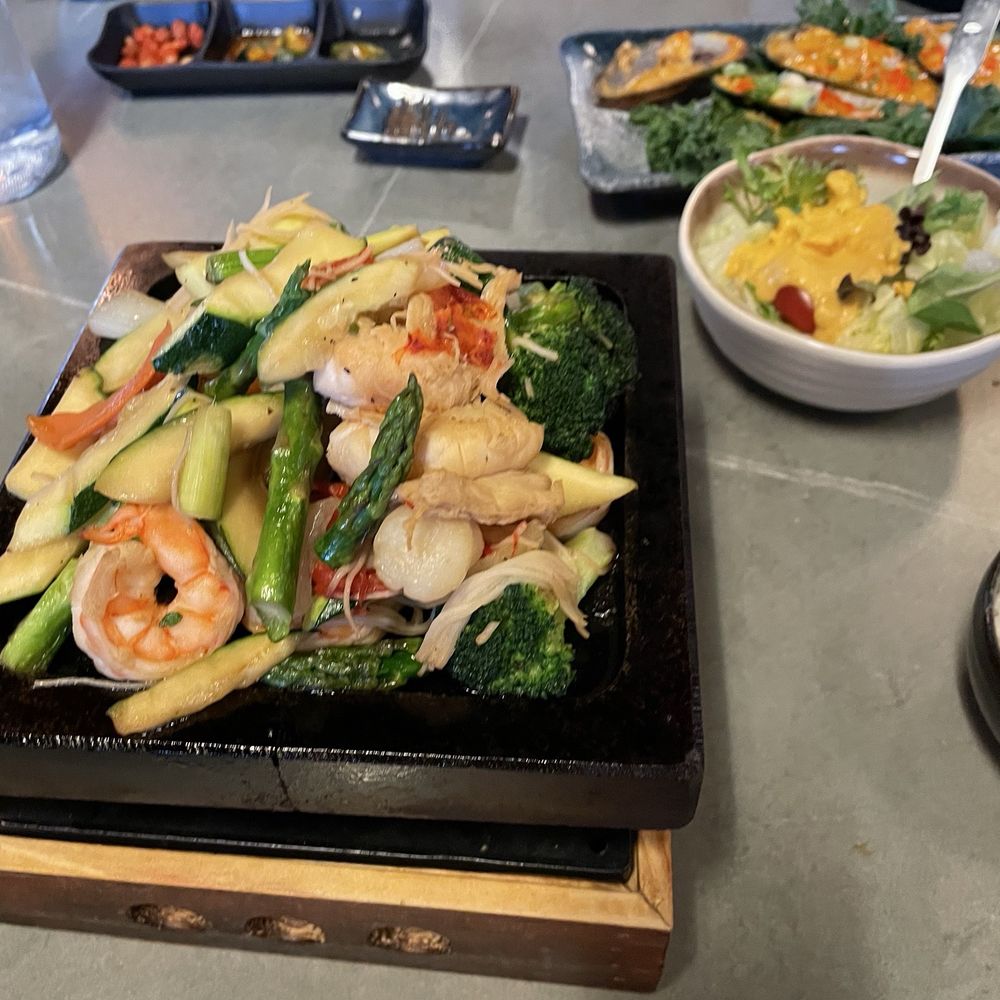 Sizzling Seafood Deluxe Sizzling Seafood Deluxe