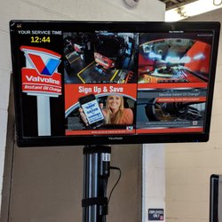 Valvoline Instant Oil Change