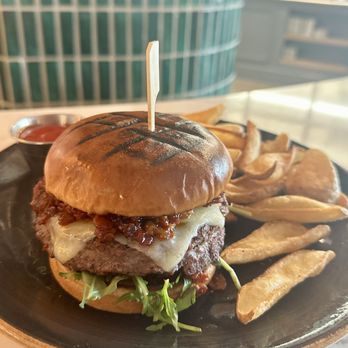 Spare Birdie - Jalapeo Bacon Jam Burger (3/5) - Cocktail Bars Near Me - Cedar Park, Texas Spare Birdie - Jalapeo Bacon Jam Burger (3/5) - Cocktail Bars Near Me - Cedar Park, Texas