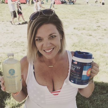 Liquid Summer Beverage Co - Country Jam 2017 - Juice Bars & Smoothies Near Me - Denver, Colorado